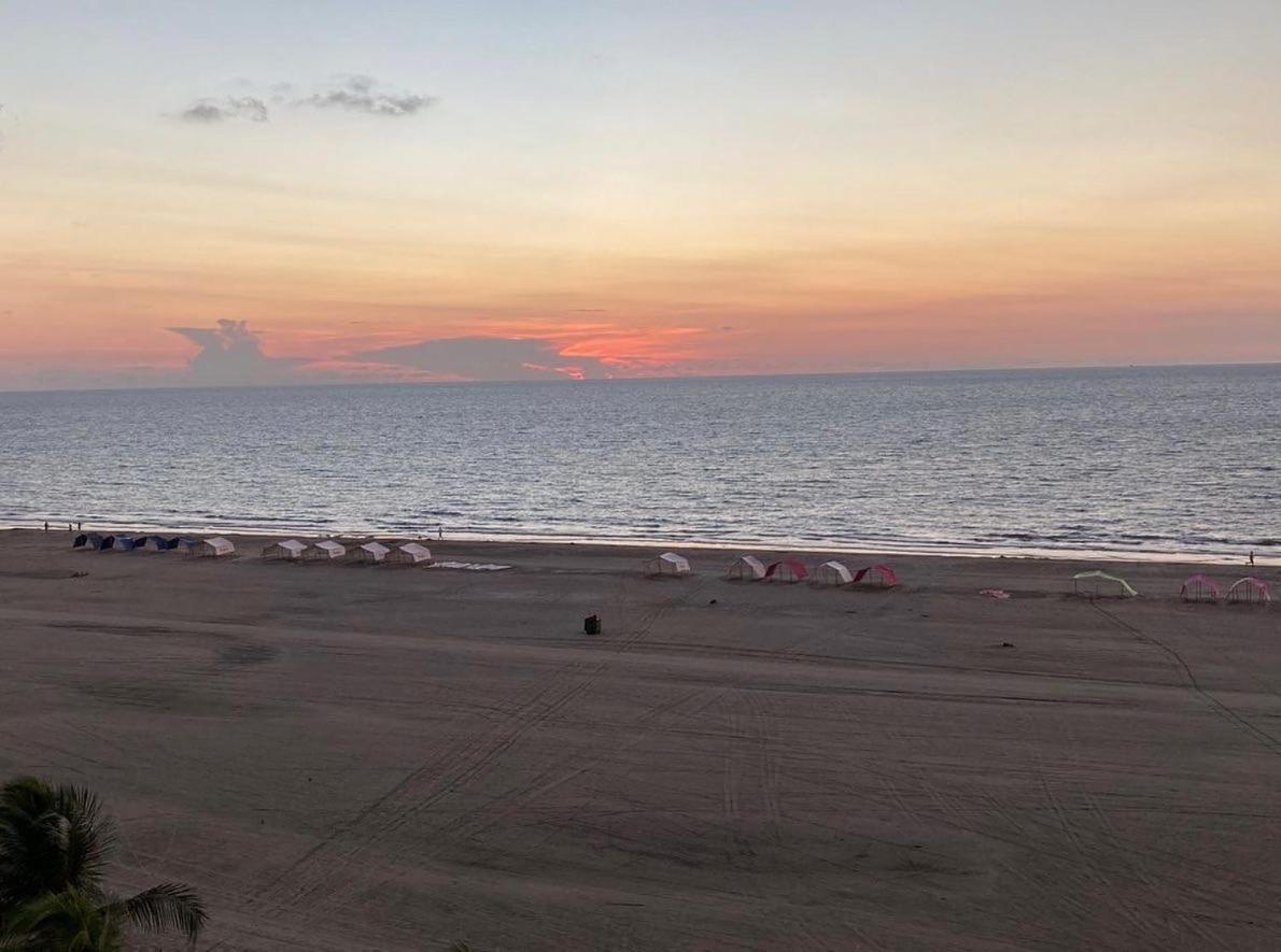 Luxury Apartment, Sector Morros, Vista Y Salida Al Mar Edificio Sunshine Cartagena エクステリア 写真